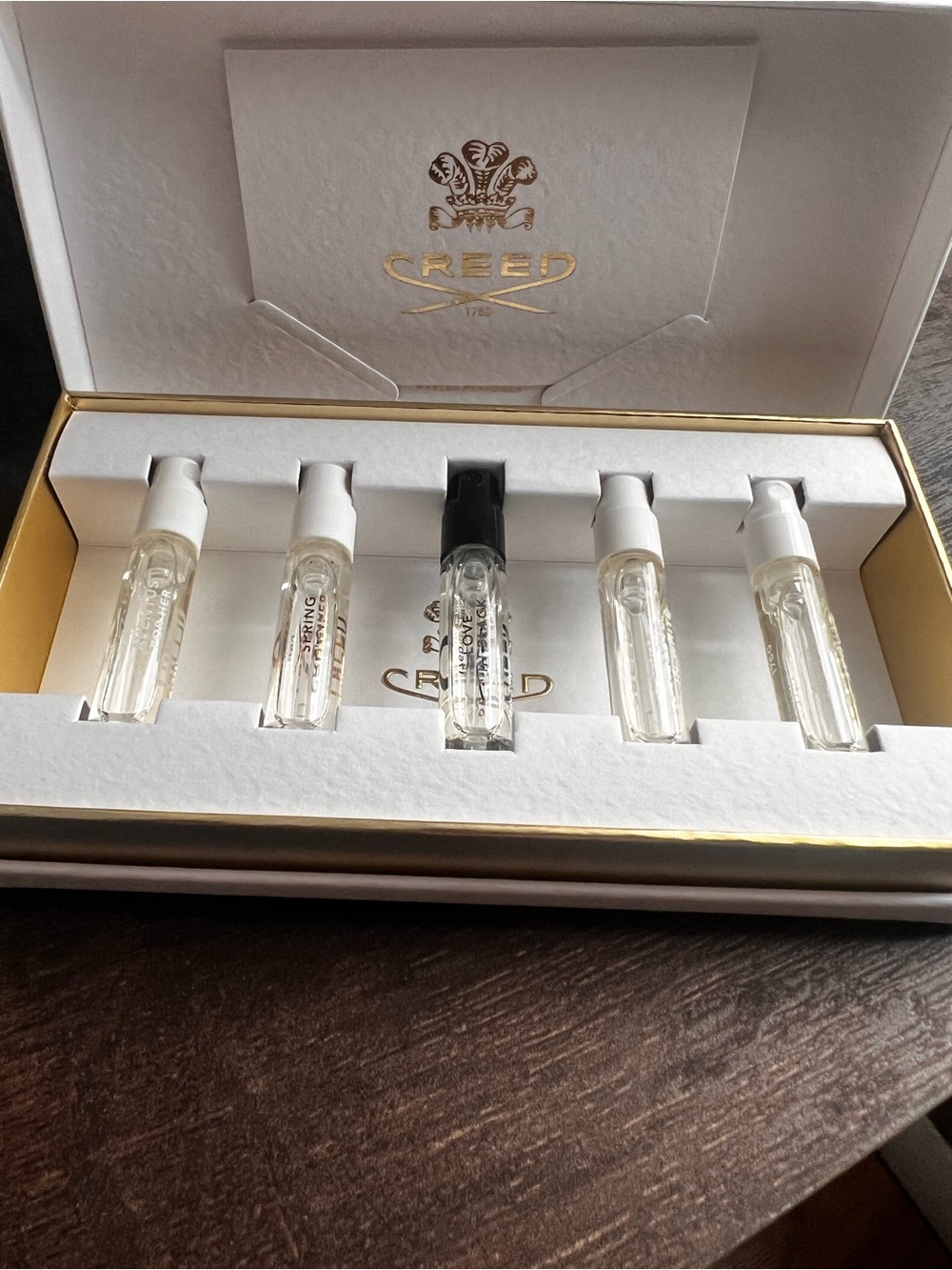 Creed Women's Fragrance Sampler Set – White and Gold Accents